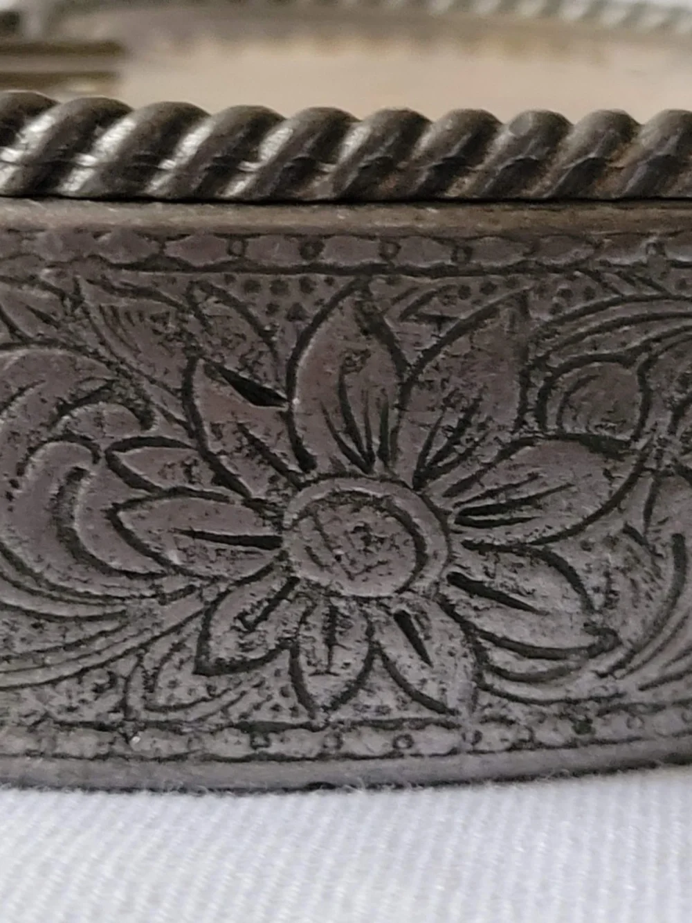 Pewter Heart Shape Trinket Box with Pressed Flower in a Resin Lid